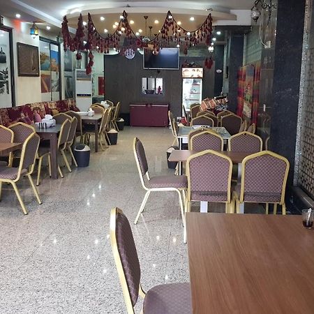 Janet Bludan Hotel Erbil Exteriör bild