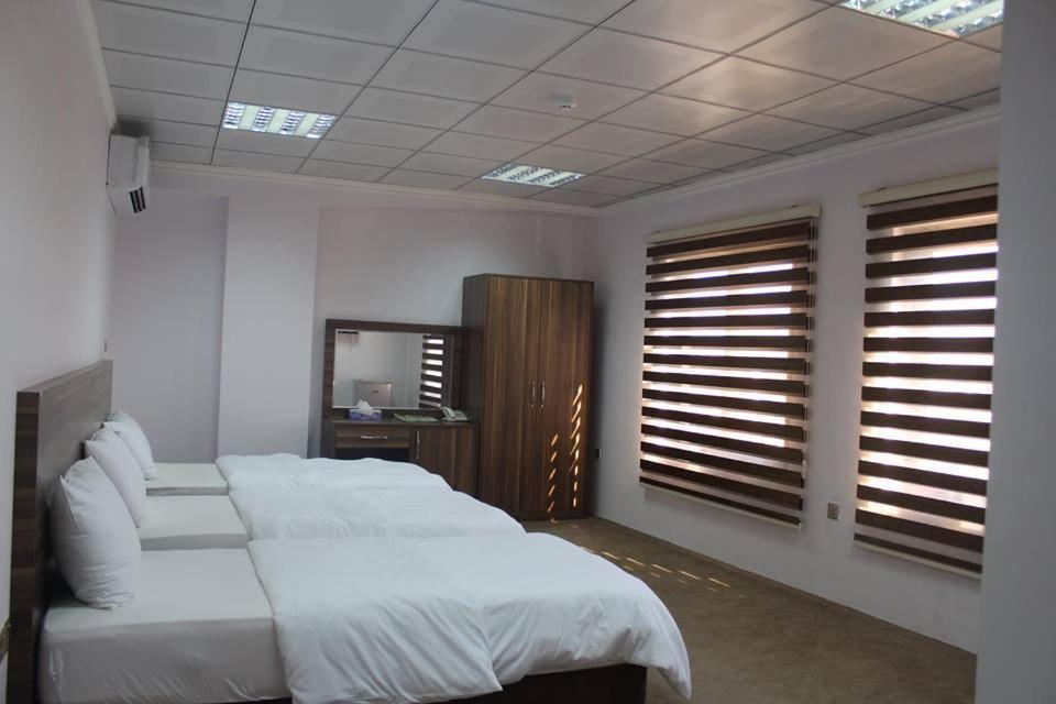 Janet Bludan Hotel Erbil Exteriör bild